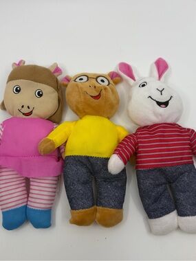 Arthur Plush Doll Bundle – Arthur, DW & Buster 9” Stuffed Toys